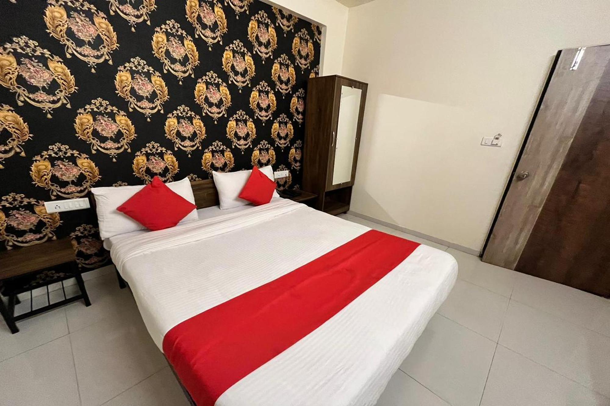 Hotel Kalyan Palace Watuwa Eksteriør bilde