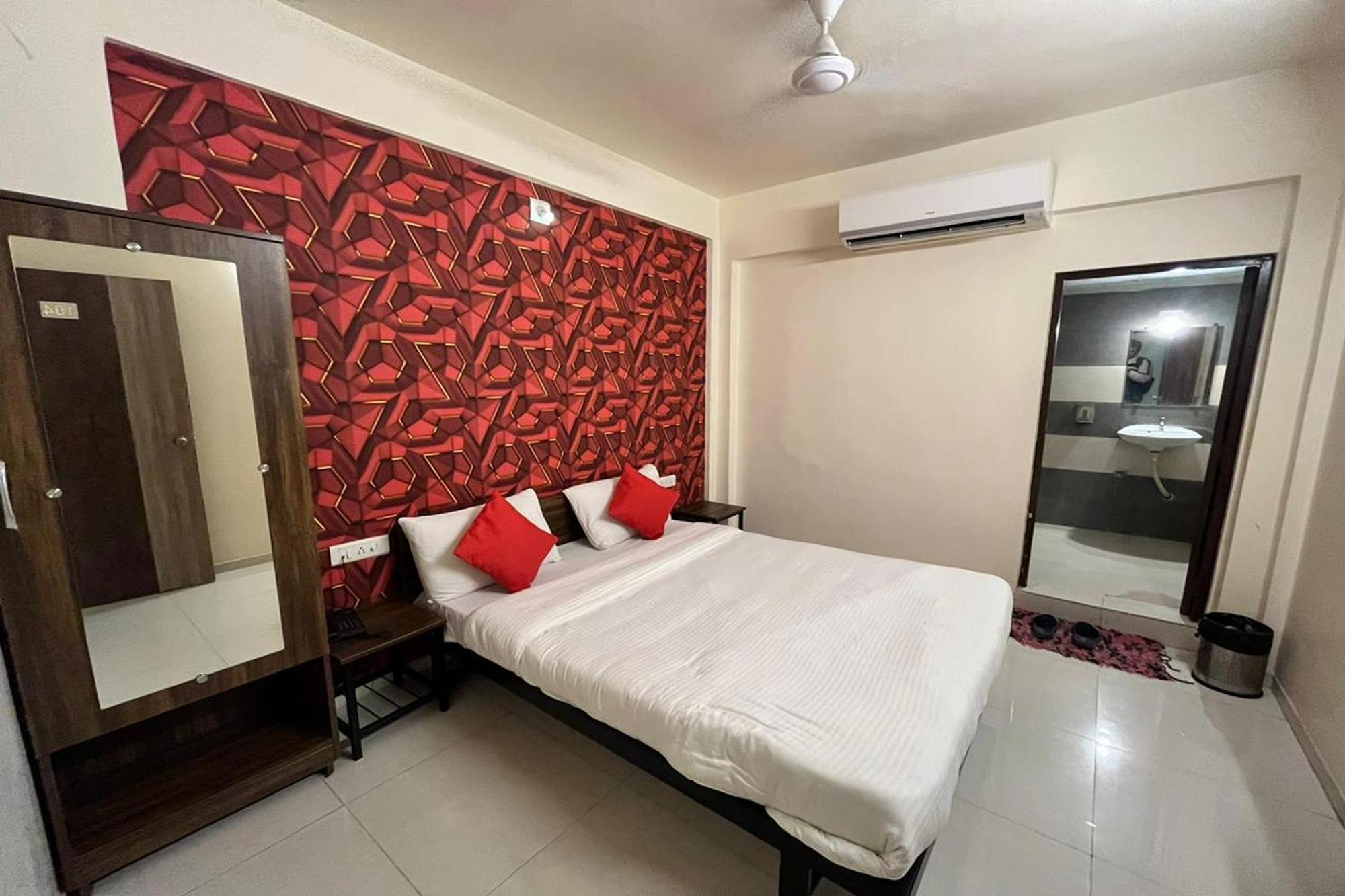 Hotel Kalyan Palace Watuwa Eksteriør bilde