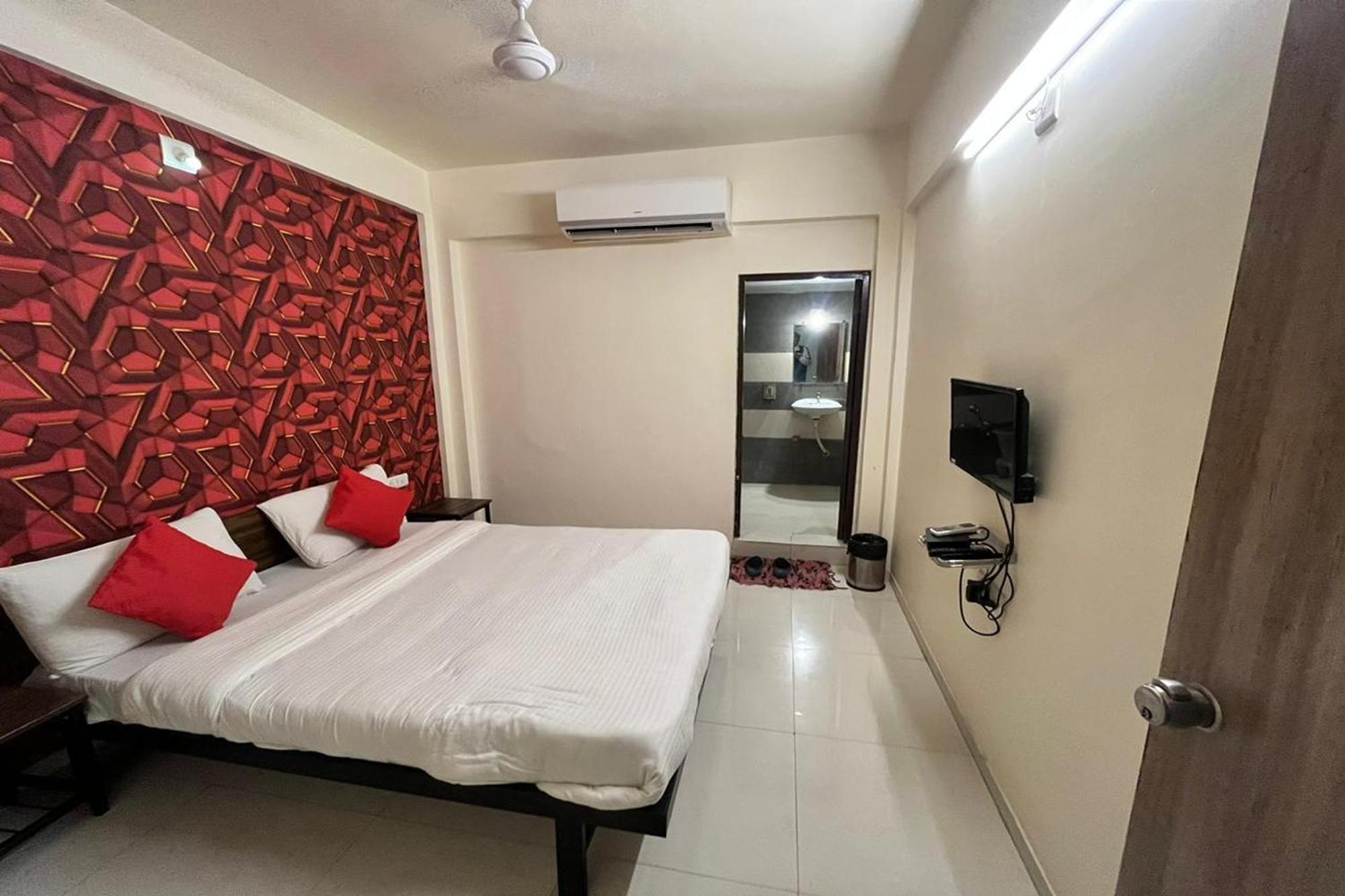 Hotel Kalyan Palace Watuwa Eksteriør bilde